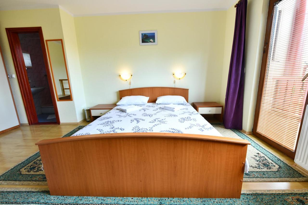 Guesthouse Ante Hodak Seliste Dreznicko Exterior photo